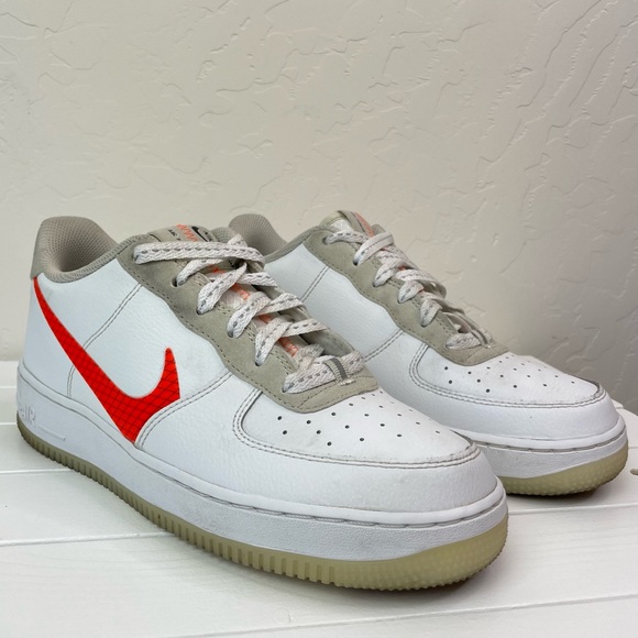 Nike Air Force 1 AF1 LV8 Low White Total Orange Swoosh Sneaker Shoes CD7409-100 - Picture 3 of 16